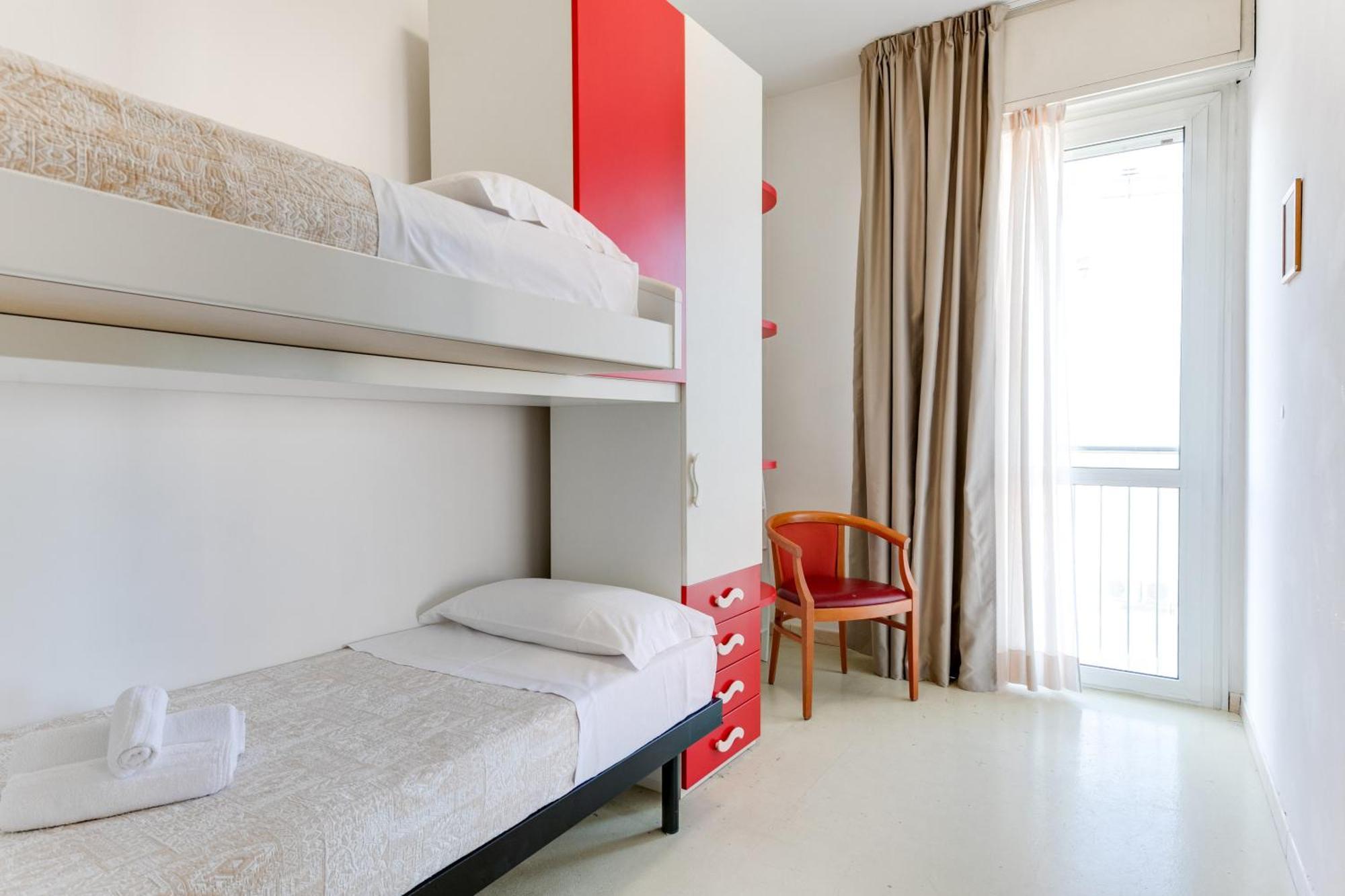 Hotel La Perla Rimini Luaran gambar