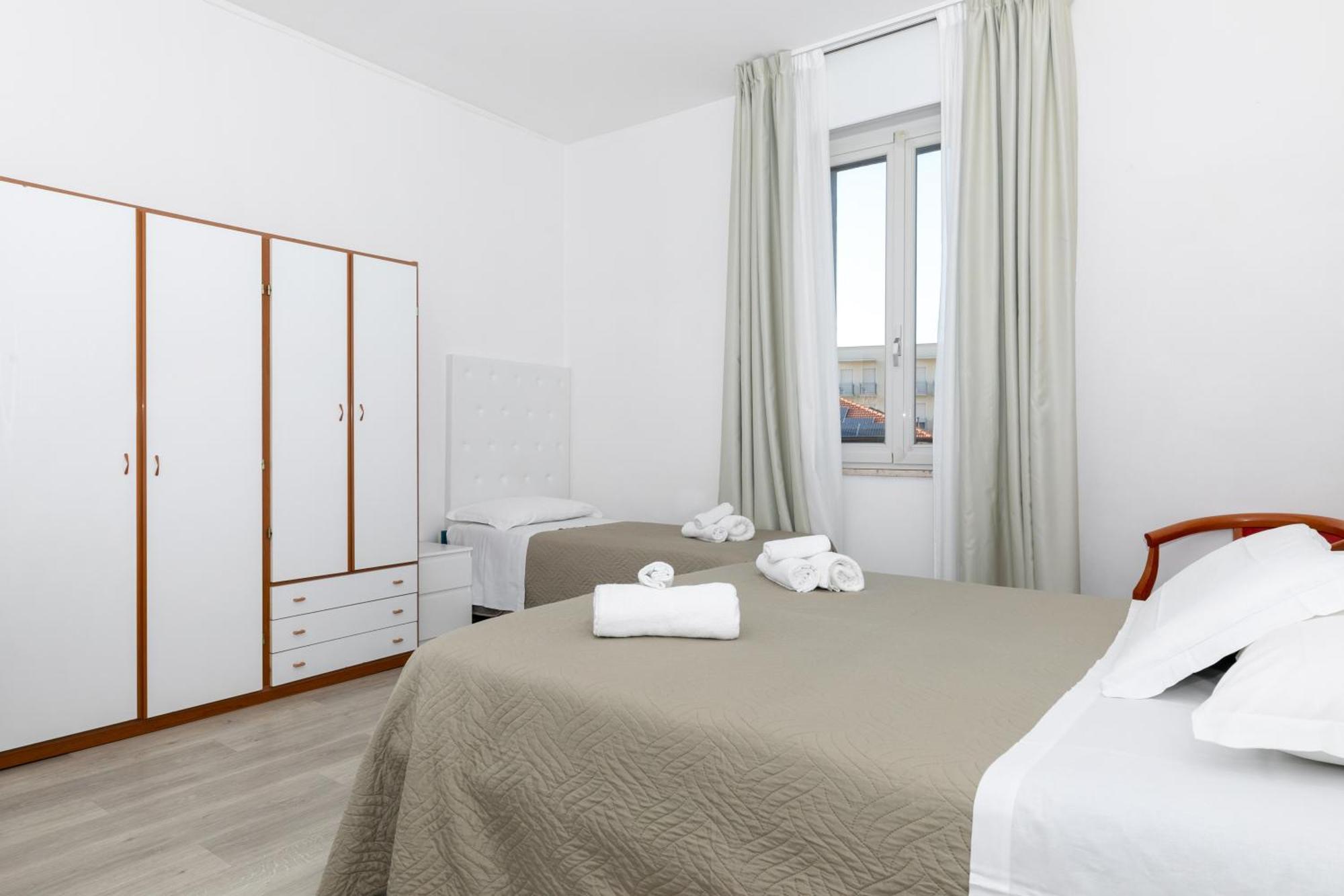 Hotel La Perla Rimini Luaran gambar