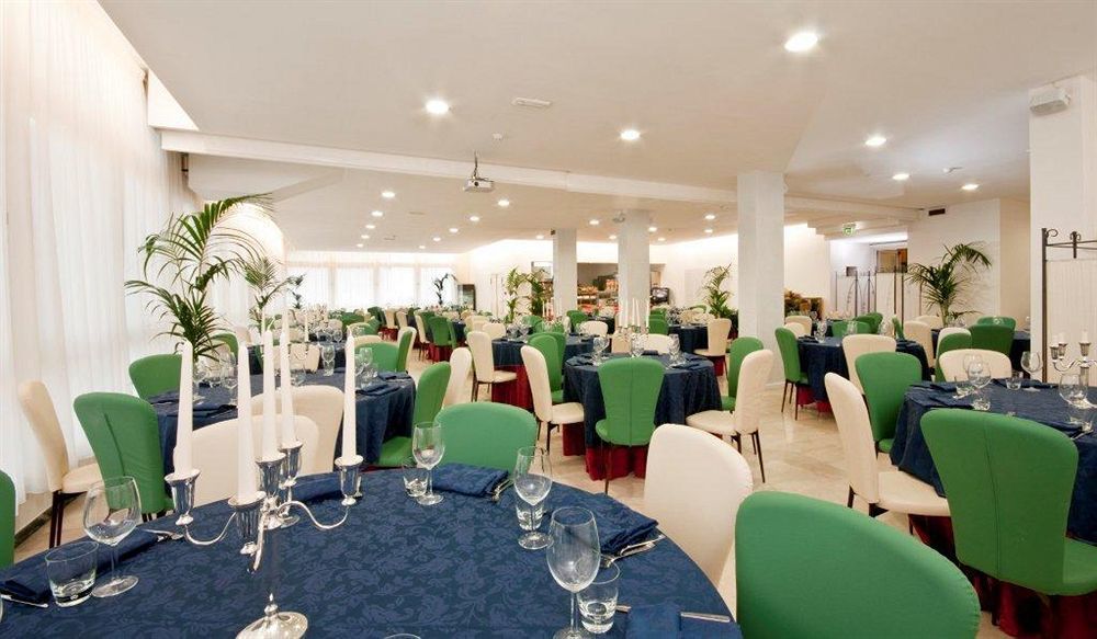 Hotel La Perla Rimini Luaran gambar