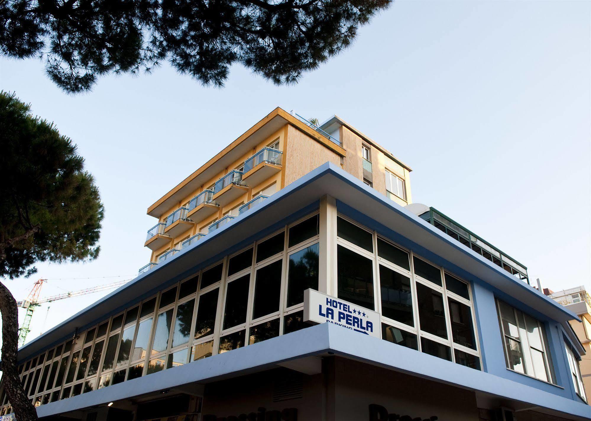 Hotel La Perla Rimini Luaran gambar